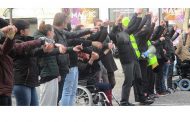 „Nach und nach haben sich mehr Antifas mobilisiert und die Faschos aus den Demos gejagt“ - Gelbwesten in Frankreich - Felix Broz